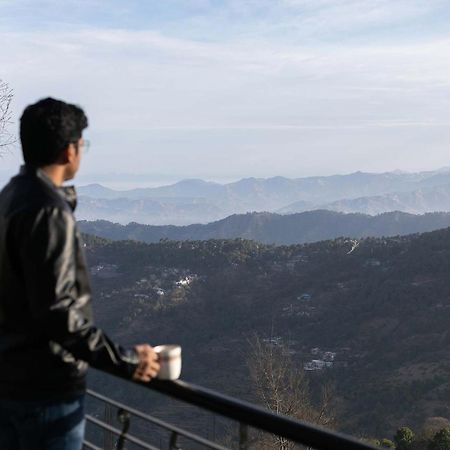 Stayvista At Springfield With Bonfire Kasauli Oda fotoğraf